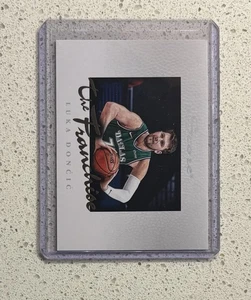 LUKA DONCIC 2020-21 Panini Instant The Franchise /2269 #F24 MAVERICKS - Picture 1 of 2