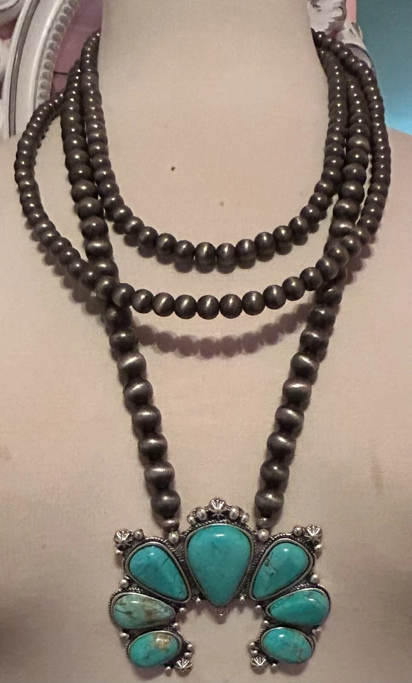 NUEVO precioso collar flor calabaza turquesa 4 hebras perlas peltre  Foto 1 de 3