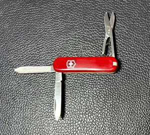 Victorinox BIJOU SD Small Swiss Army Knife - Red - 58mm - Picture 1 of 4