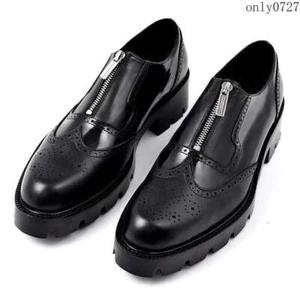 Herren Blockabsatz Leder Frontreißverschluss Geschnitzt Brogue Flügelspitze Punk Elegant Party Schuhe - Bild 1 von 13