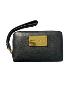 Bolso sin asas billetera de cuero negro Marc Jacobs con cremallera - Imagen 1 de 9