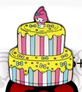 Spilla smaltata metallo Loungefly Hello Kitty & Friends My Melody Cake 1,50" nuova 2023 - Foto 1 di 14