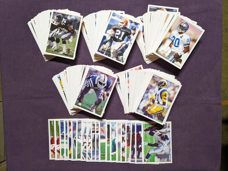 1994 Fleer Football Card #1 - #300 - - - Pick A Card - - - Complete a Set - Image 1 of 1