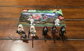 LEGO Star Wars: Republic Troopers Vs. Sith Troopers EXTRA SITH TROOPER (75001)
