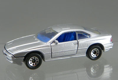 De colección 1992 Matchbox MB49 Diecast 1/62 plateado BMW 850i puertas abiertas ¡RARO como nuevo! Foto 1 de 4