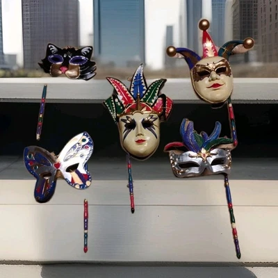 Juego de 5 Mascarillas Venecianas Decoración de Pared Mascarada Mardi Gras Bufón Pequeño Foto 1 de 4