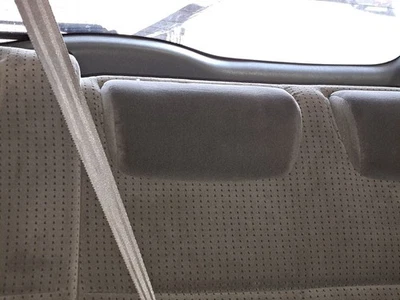 头枕 2009 Sienna Sku#4201071 — 第 1/4 张图片