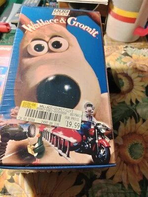 Wallace and Gromit, 3 VHS BOX Set. Wrong Trousers, Close Shave, Grand Day Out.. - Image 1 of 4