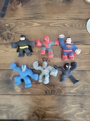 Heros Of Goo Jit Zu Lot Of 6 Super Heros, Batman, Spiderman, Superman, Cyborg  - Imagem 1 de 4