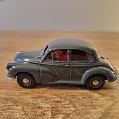 Lansdowne LDM 36 1952 Morris Minor Series II 2 Door Grey - Image 1 of 4