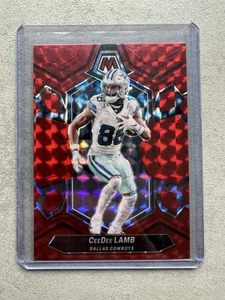 CeeDee Lamb Dallas Cowboys Panini Mosaic Prizm Red Camo NFL Football 2024 - Bild 1 von 2