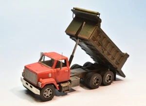 HO 80er GMC Brigadier Muldenkipper LKW Kit von Showcase Miniatures (3005) - Bild 1 von 9
