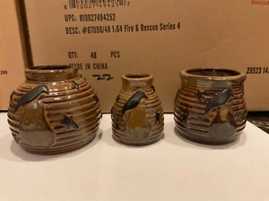 Primitive  vintage honey & me crow & pear pottery jug set of 3 E8609 - Picture 1 of 1