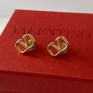 【NEW】VALENTINO VLOGO stud earrings Direct From Japan - Picture 1 of 7