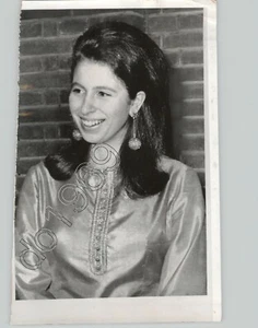PORTRAIT of Young PRINCESS ANNE, UK 1960s VTG British ROYALTY Press Photo - Picture 1 of 2