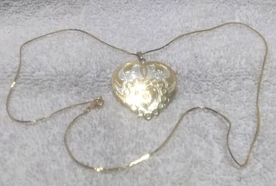 Montana Silversmiths Silver Gold Double Heart Engraved Pennant Gold Chain Great - Image 1 of 4