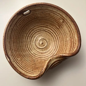 Vintage Hand Thrown Studio Ceramic Decorative Bowl, Earthtones - Picture 1 of 3