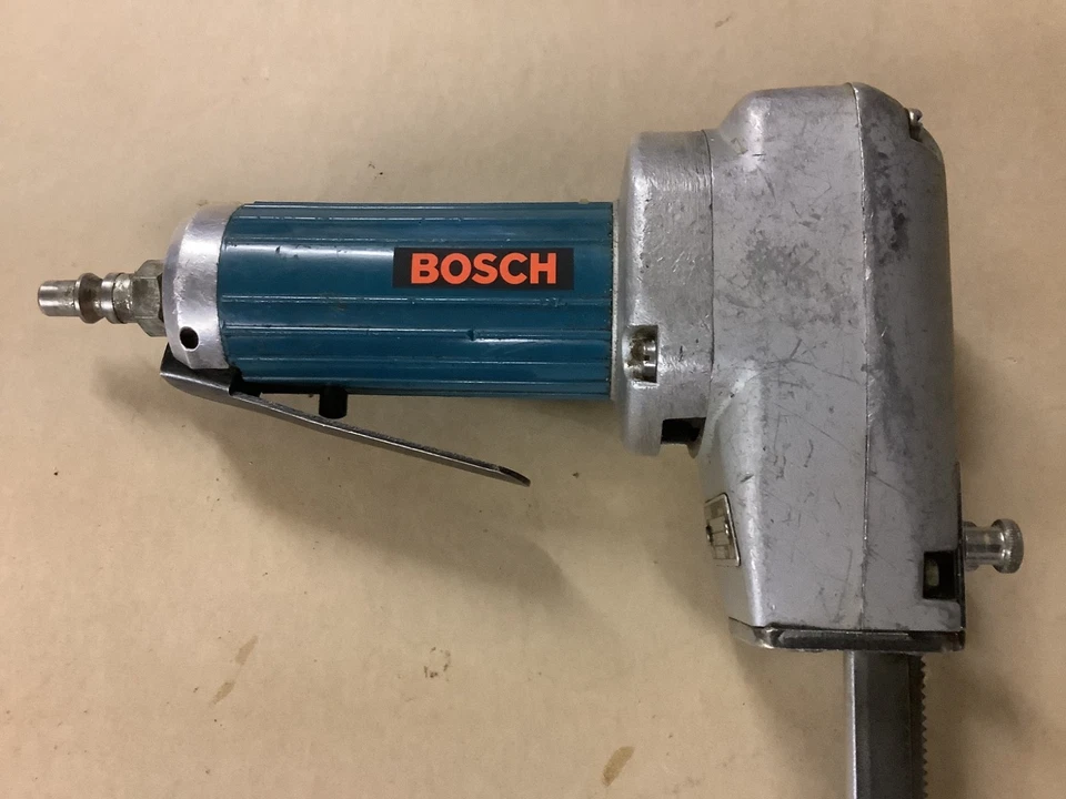 BOSCH Foam Saw, pneumatic, very rare. Made in GERMANY! Model 7595100,  new blade - Image 1 of 4