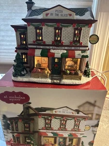 Nikolausplatz "Big Sal's Pizzeria & Deli" beleuchtet in Originalverpackung EUC - Bild 1 von 10