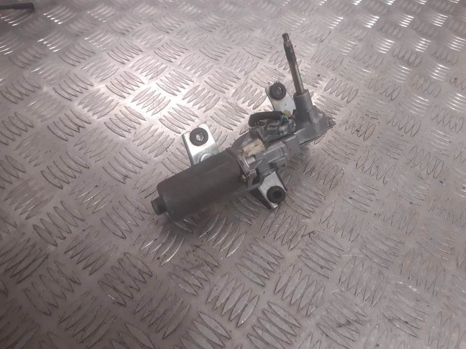 2001 SUZUKI SWIFT REAR WIPER MOTOR WM42061S - Image 1 of 3