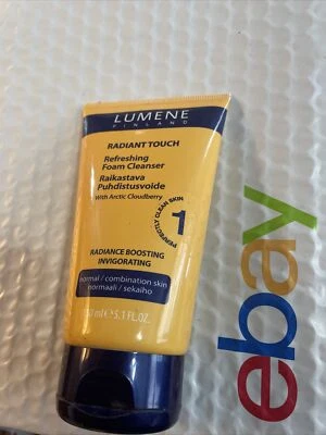 Limpiador de espuma refrescante táctil radiante lumeno tamaño completo Artic Clouldberry 5,1 oz Foto 1 de 2