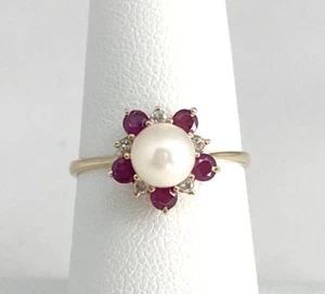 14K Yellow Gold Cultured Pearl Diamond Ruby Flower Ring 1.9 Grams Size 6.5 - Picture 1 of 5