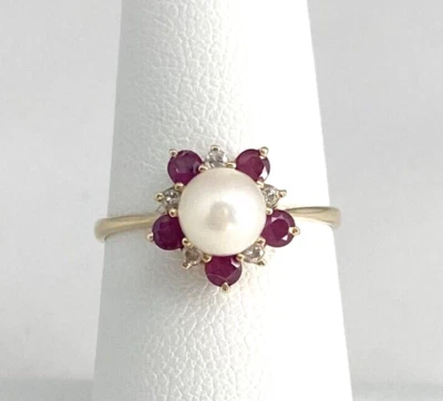 14K Yellow Gold Cultured Pearl Diamond Ruby Flower Ring 1.9 Grams Size 6.5 - Image 1 of 4