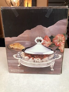 International Silver Company Silver Plated Duo- Server Includes Removable 2qt - Picture 1 of 8