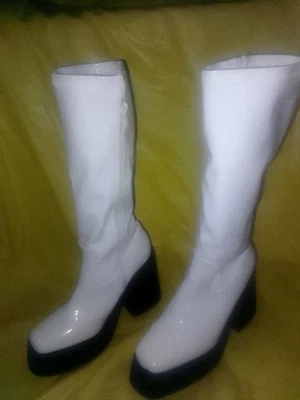 Go Go Faux Patent Leather Chunky Heel Knee High Boots New Women's Size 6 White - Image 1 of 4