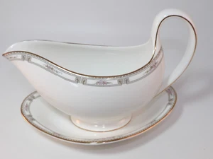 Wedgwood Colchester Oval Gravy Jug Or Sauce Boat & Underplate c1990 Excellent - Picture 1 of 8