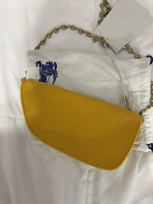 Bolso de hombro Burberry Micro Shield de cuero amarillo mostaza (OBO) Foto 1 de 3
