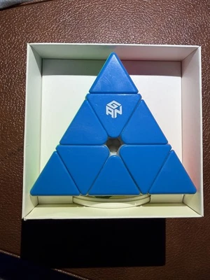 Gan Pyraminx M Magnetic Speed Cube Puzzle With Box And Papers - Image 1 of 4