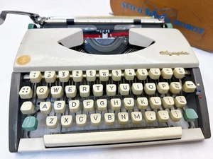 Olympia DeLuxe Vintage Typewriter with Case 1960s Germany Classic Collectible - Picture 1 of 24