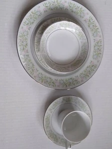 Vintage Taihei Sterling Fine China Japan Springtime Pattern 5 piece setting - Picture 1 of 8