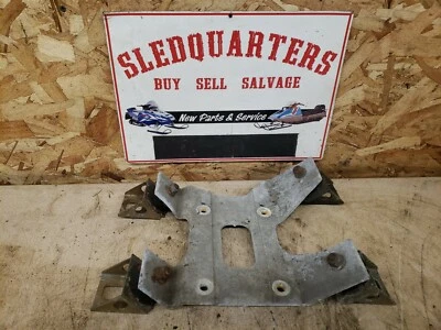 Ski-doo MXZ 500 F 2002 soporte de motor 512059397 Legend Grand Touring 550 Summit Foto 1 de 2