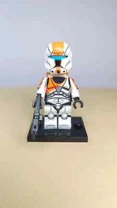 Custom Boss Cartoon Movie Minifigure (Generic) - Picture 1 of 3