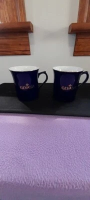 Juego de 2 tazas de café de porcelana GEVALIA azul y dorado Foto 1 de 4