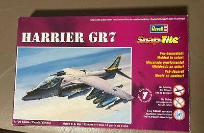 Revell 851372 SNAP Harrier GR7 1/100 - New - Image 1 of 4