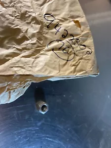 GM NOS OEM Lock Nut 9422302 - Foto 1 di 1