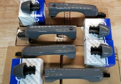 NEW 2018-2024 Jeep Wrangler JLU,Gladiator STING GRAY (PDN) Door Handles,OE Mopar Foto 1 de 4