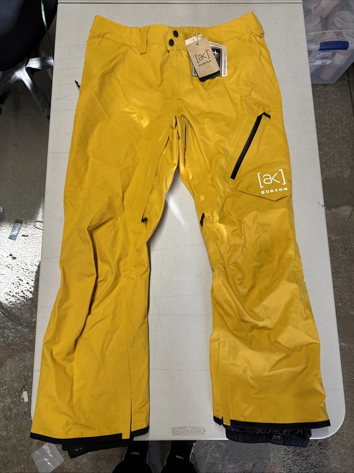 Pantalones de nieve AK Burton para hombre - Gore Cyclic Pt, talla XL, precio de venta sugerido por el fabricante $419,95 Foto 1 de 4