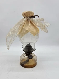 Original Vintage Oil Lamp Excellent Condition Fully Working - Picture 1 of 4