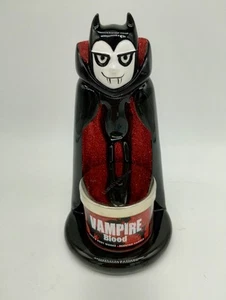 Bath & Body Works portacandele vampiro tea light Halloween candela sangue vampiro - Foto 1 di 11