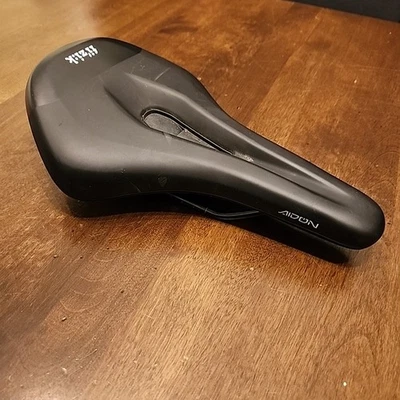 Sillín Fizik Terra Aidon X1 carbono bicicleta montaña asiento negro Foto 1 de 4