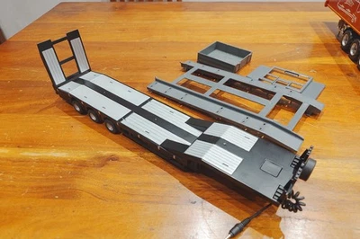 SIKU Control 3-Achs-Tieflader (6744) - Bild 1 von 4