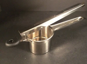 Priority Chef Large 15 oz Heavy Duty Stainless Steel Potato Ricer Masher EUC! - Picture 1 of 6