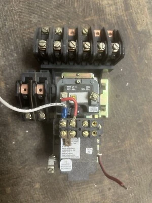 Square D 8903LX060 Lighting Contactor w/ 9998 LH44 Coil | 120V 60Hz | 3P 30A - Image 1 of 4