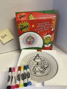 Colorbok Der Grinch Dekorative Feiertag Teller Kit Neu im Karton - Bild 1 von 3
