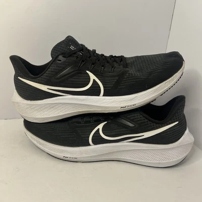 Size 11.5 - Nike Pegasus 39 Black And White  - Image 1 of 4