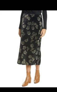 VINCE Fallen Leaf Velvet Slip Skirt Womens 6  Midi A-line Moody Fall Floral Leaf - Picture 1 of 6